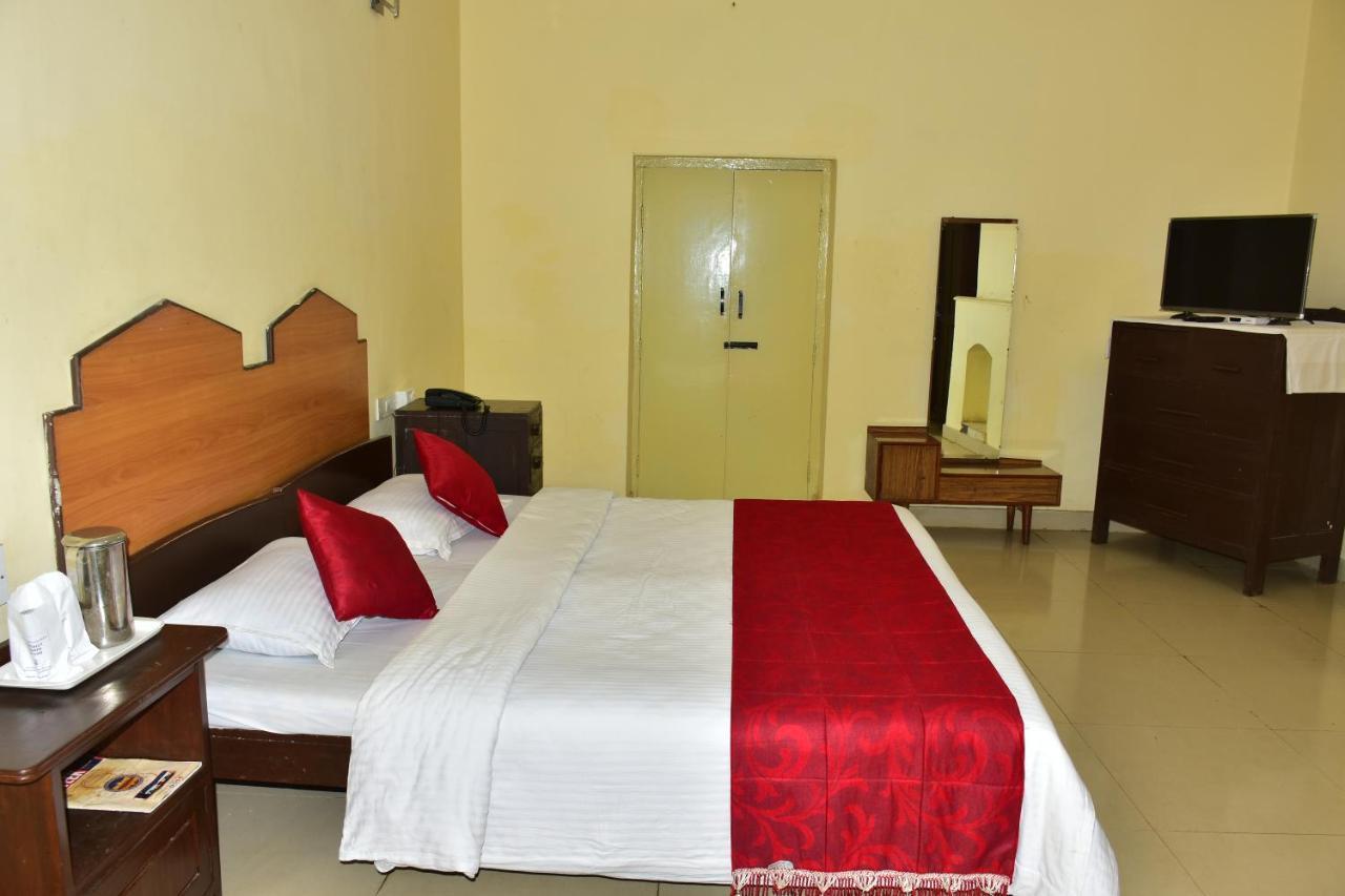 Kstdc Hotel Mayura Sudarshan ,Ooty Kültér fotó